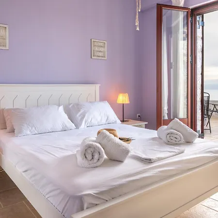 Magda's House Mikrá Mandínia