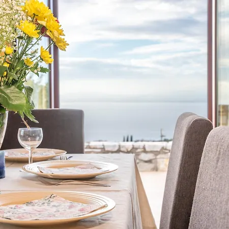 펜션 Magda's House Mikrá Mandínia