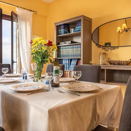 Magda's House Mikrá Mandínia