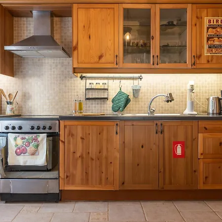 Magda's House 펜션 *