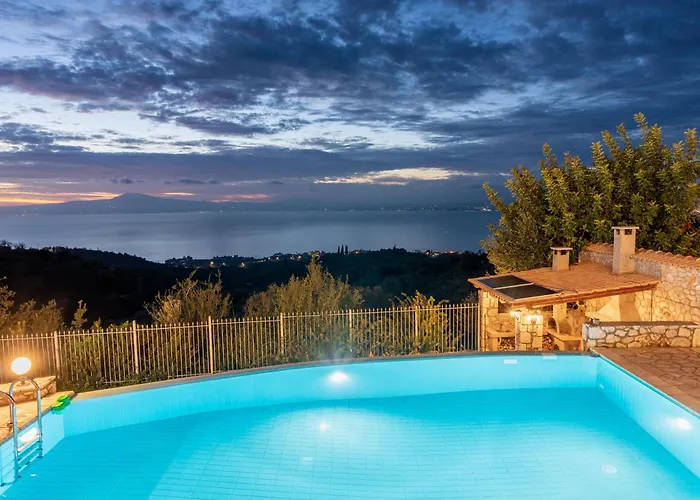 בית נופש Magda's House *