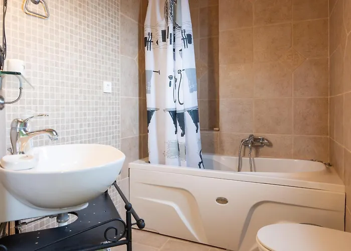 בית נופש Magda's House *